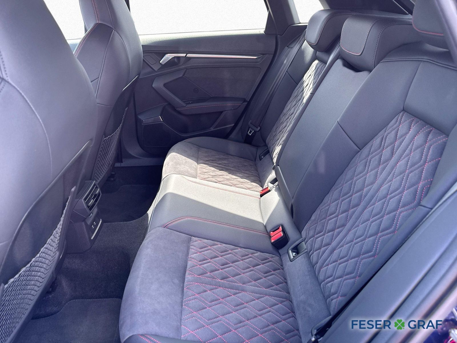 Audi A3 Spb. 35 TFSI - 2 x S line - Samsaru's Car Outlet