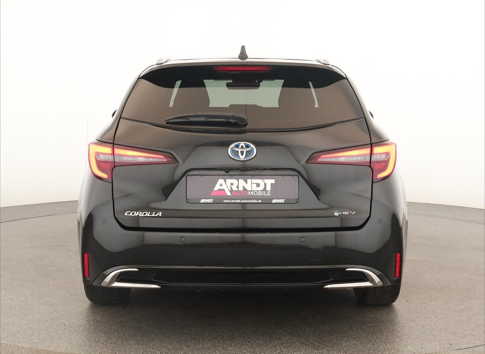 Toyota Corolla Touring Sports 2.0 CVT Team D Navi Kam