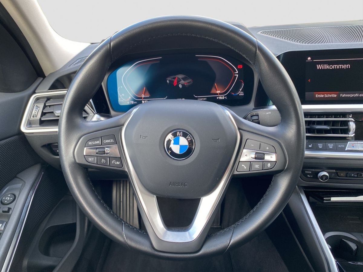 BMW 320d Limousine - Samsaru's Car Outlet