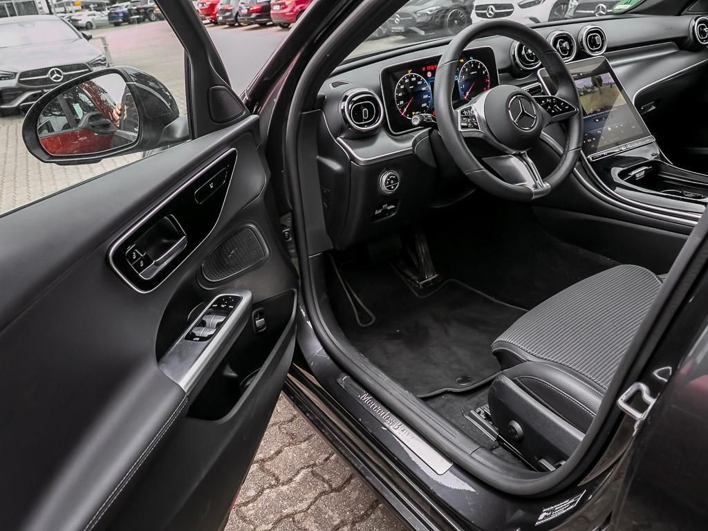 Mercedes-Benz C 180 Avantgarde - Samsaru's Car Outlet