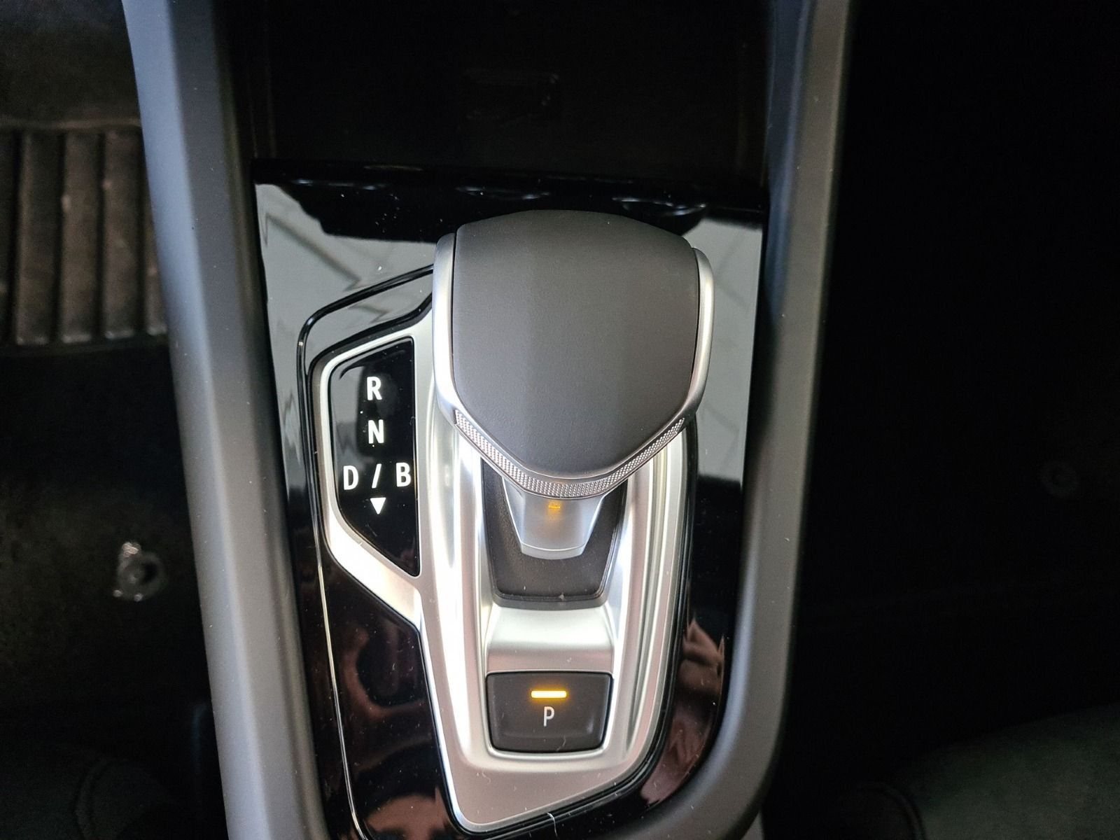 Renault ARKANA ESPRIT ALPINE Full Hybrid - Samsaru's Car Outlet