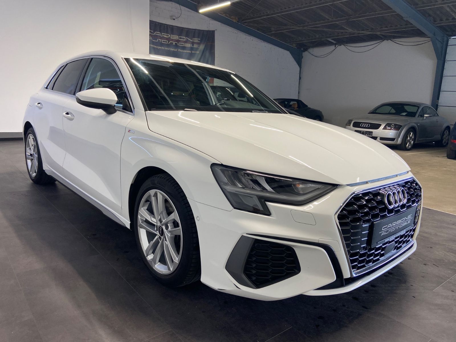 Audi A3 Sportback 30 TDI S-Line - Samsaru's Car Outlet
