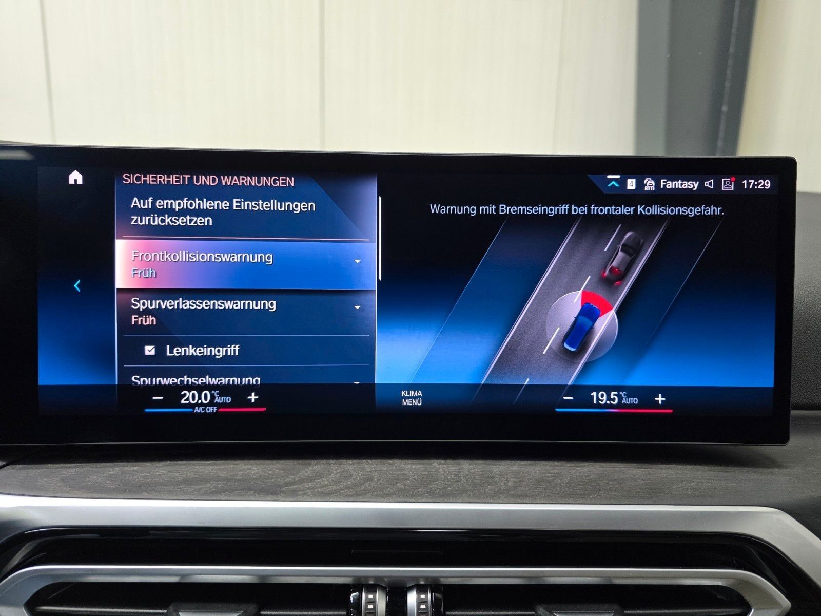 BMW 330e xDrive M Sport Pro - Samsaru's Car Outlet