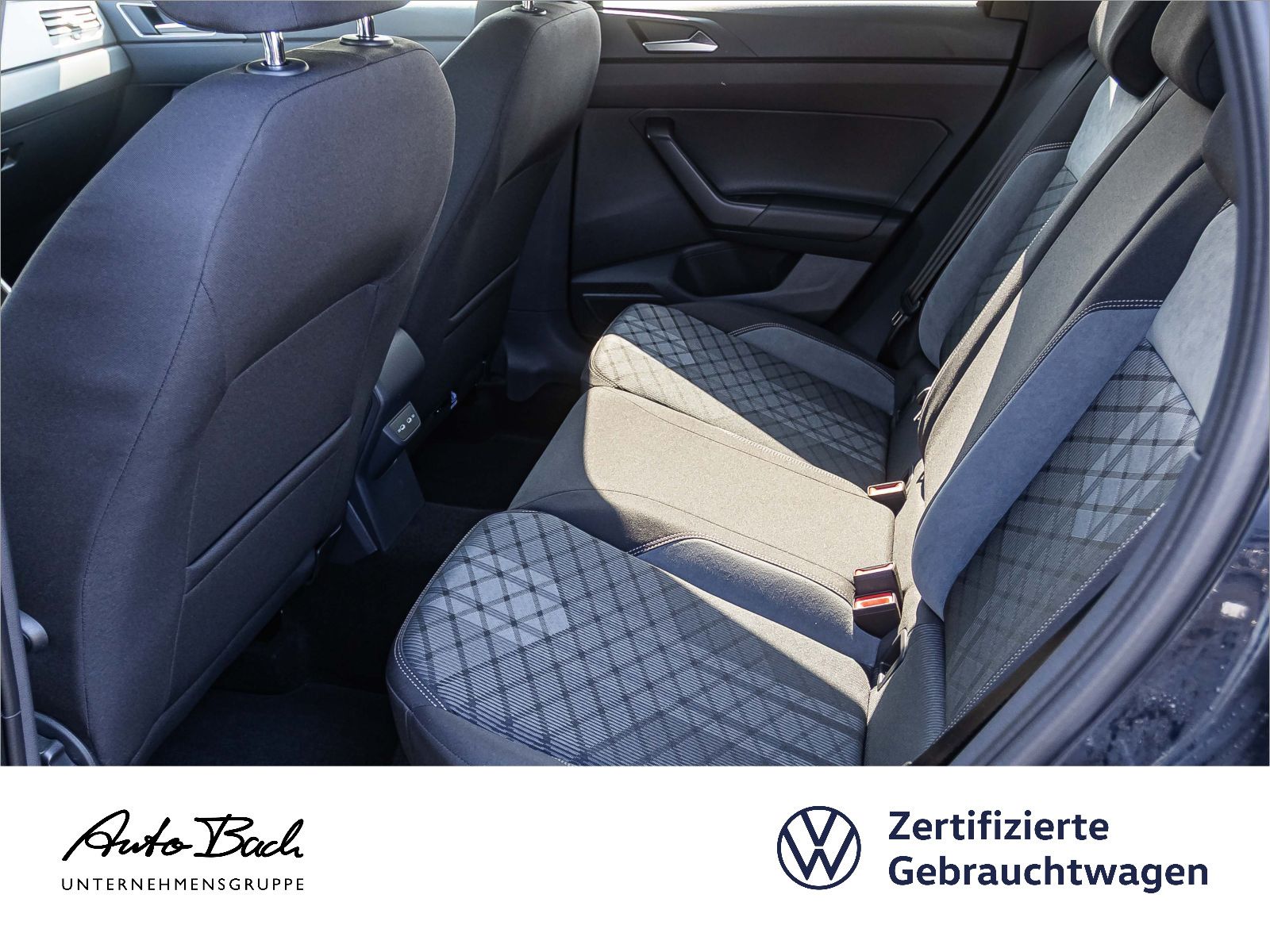 Volkswagen Taigo 1.5 TSI R-Line - Samsaru's Car Outlet