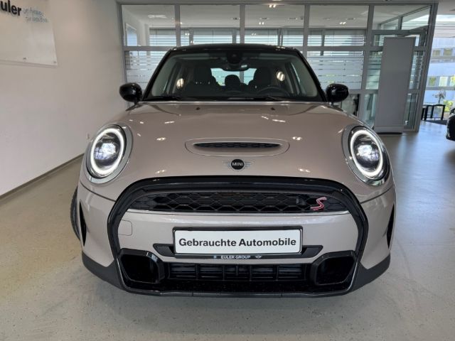 MINI Cooper S - Samsaru's Car Outlet