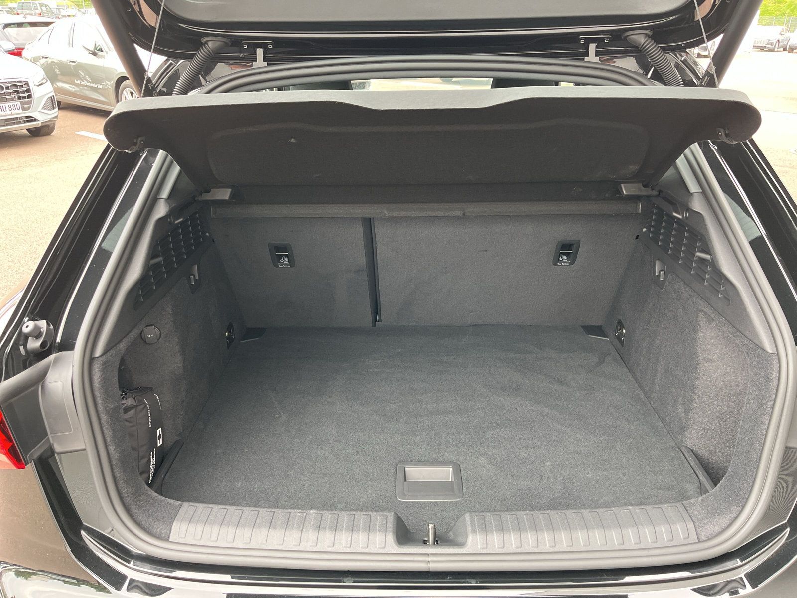 Audi A3 Sportback 35 TDI advanced - Samsaru's Car Outlet