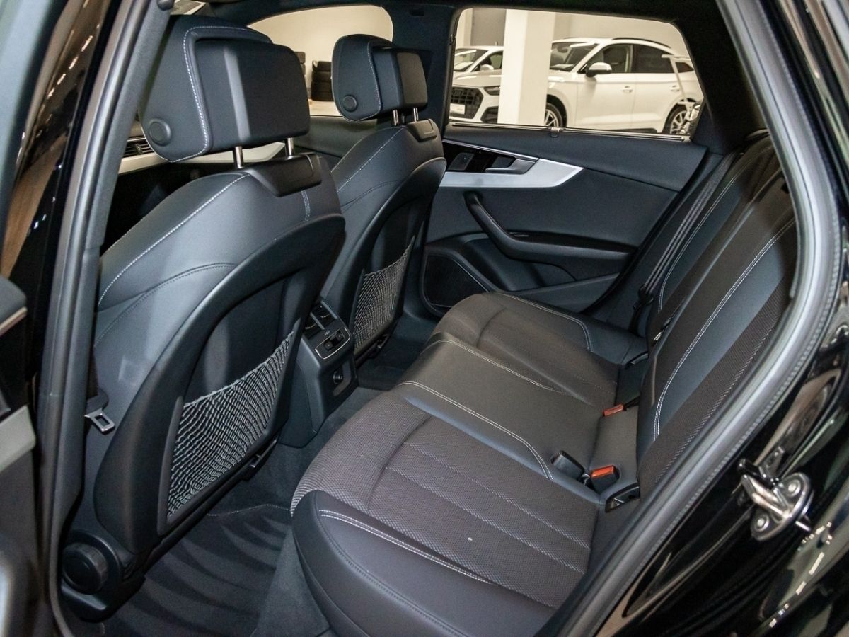Audi A4 Avant 35 TFSI advanced S line - Samsaru's Car Outlet