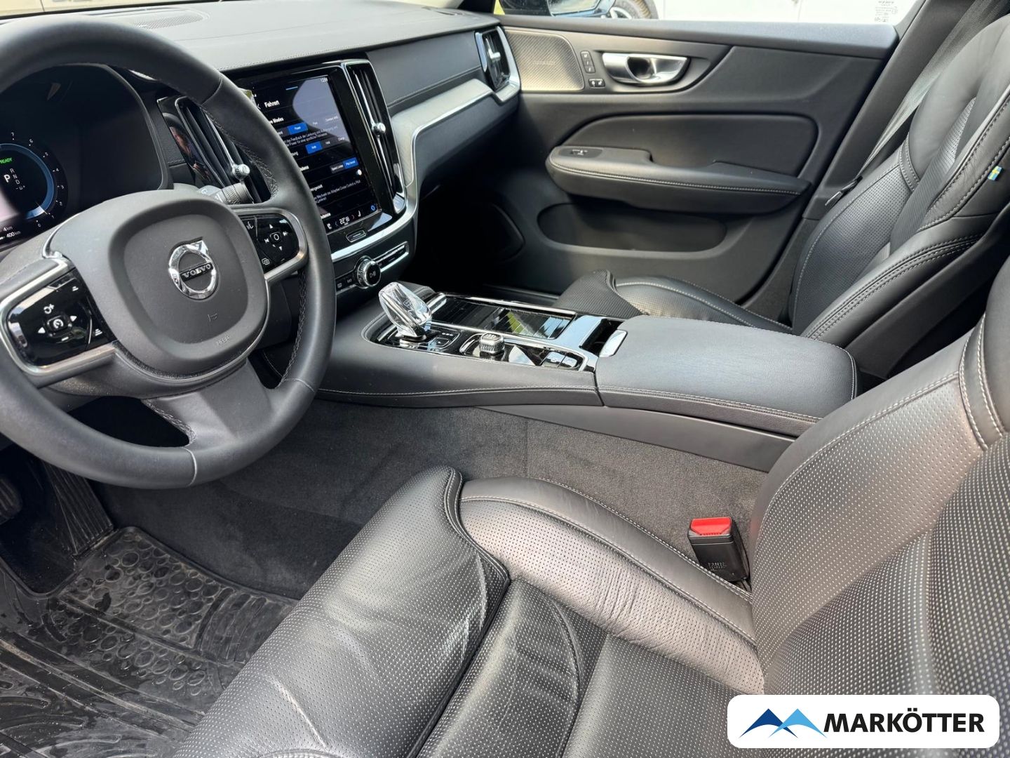 Volvo V60 T8 Recharge AWD Ultimate Dark 360CAM/AHK/ACC