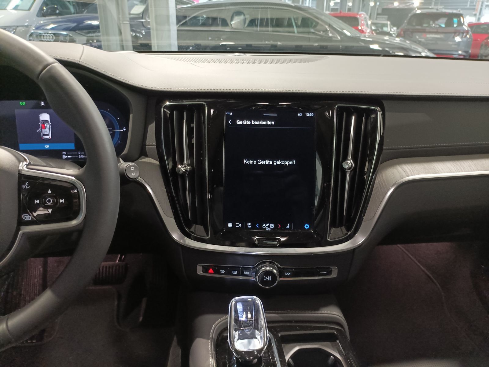 Volvo V60 T8 AWD Ultra Dark  PHEV|LED|Navi|360°|AHK