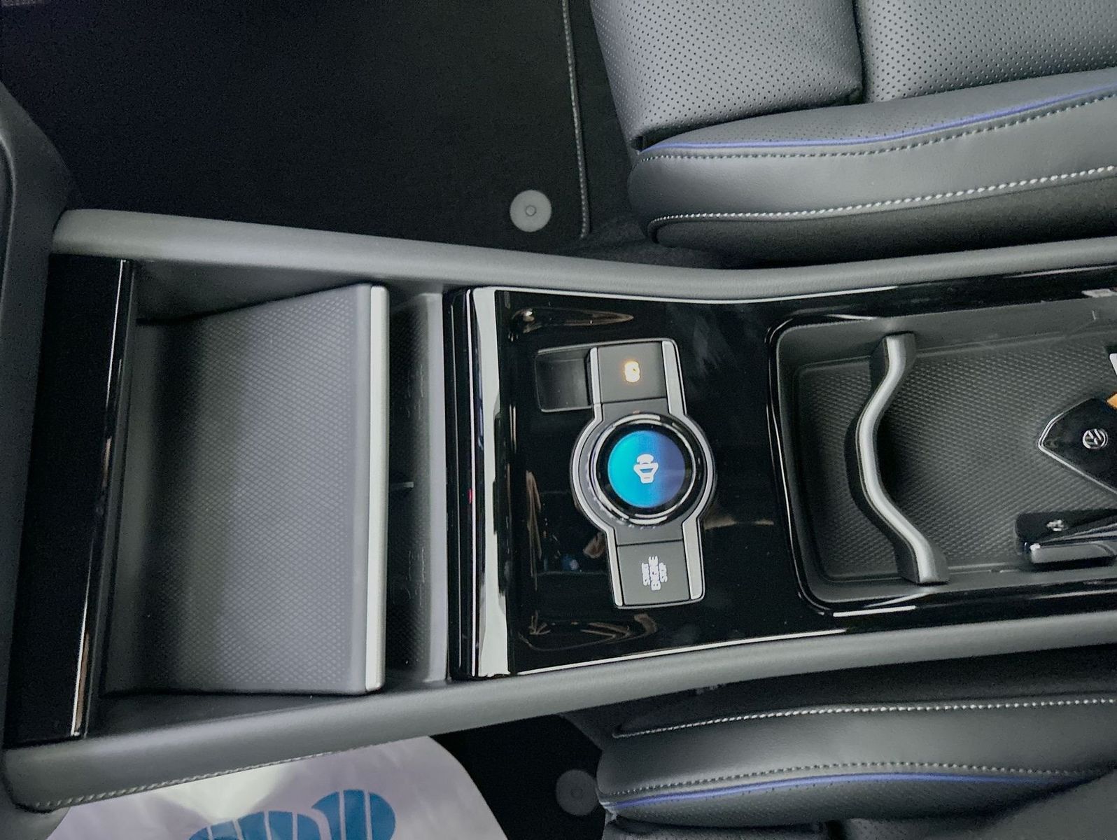 Volkswagen Tiguan R-Line eHybrid Black CarPlay Matrix Leder