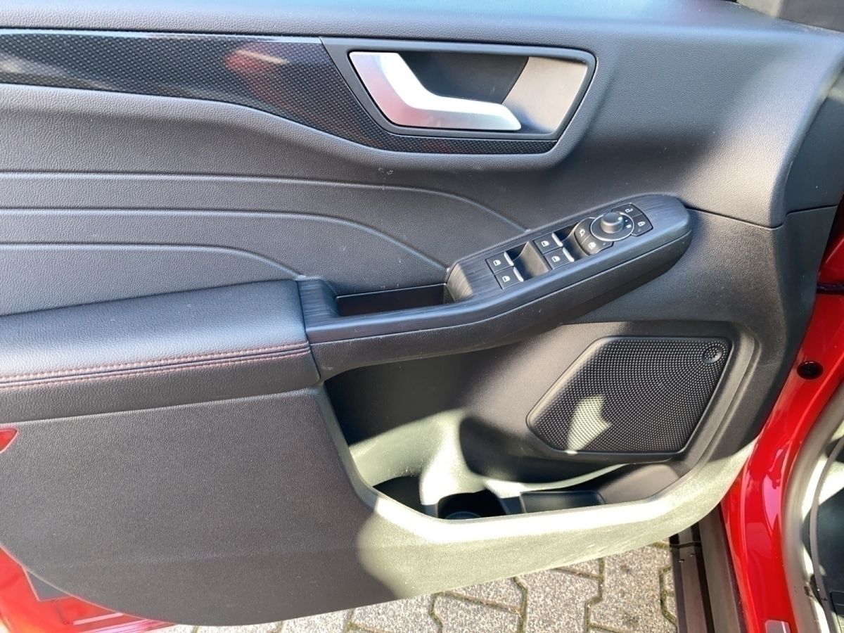 Ford Kuga 2.0 EcoBlue FWD ST-Line X - Samsaru's Car Outlet