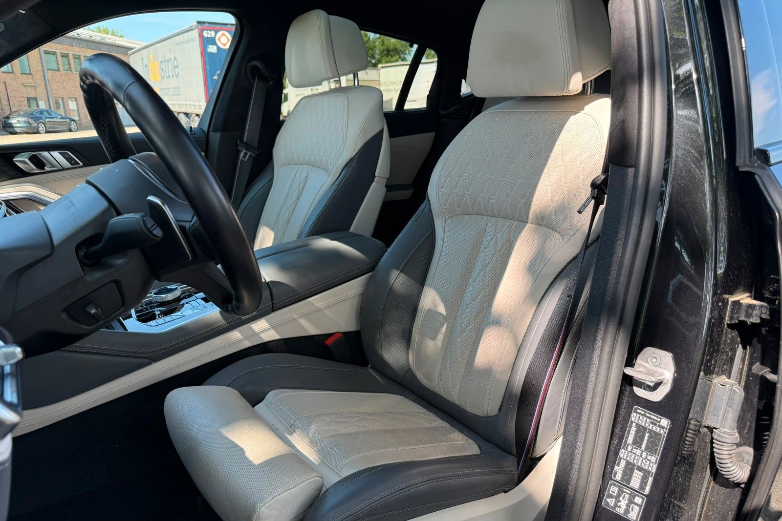 BMW X6 30d xDrive M Sport PRO LUFTF*PANO*H&K*AHK*LED