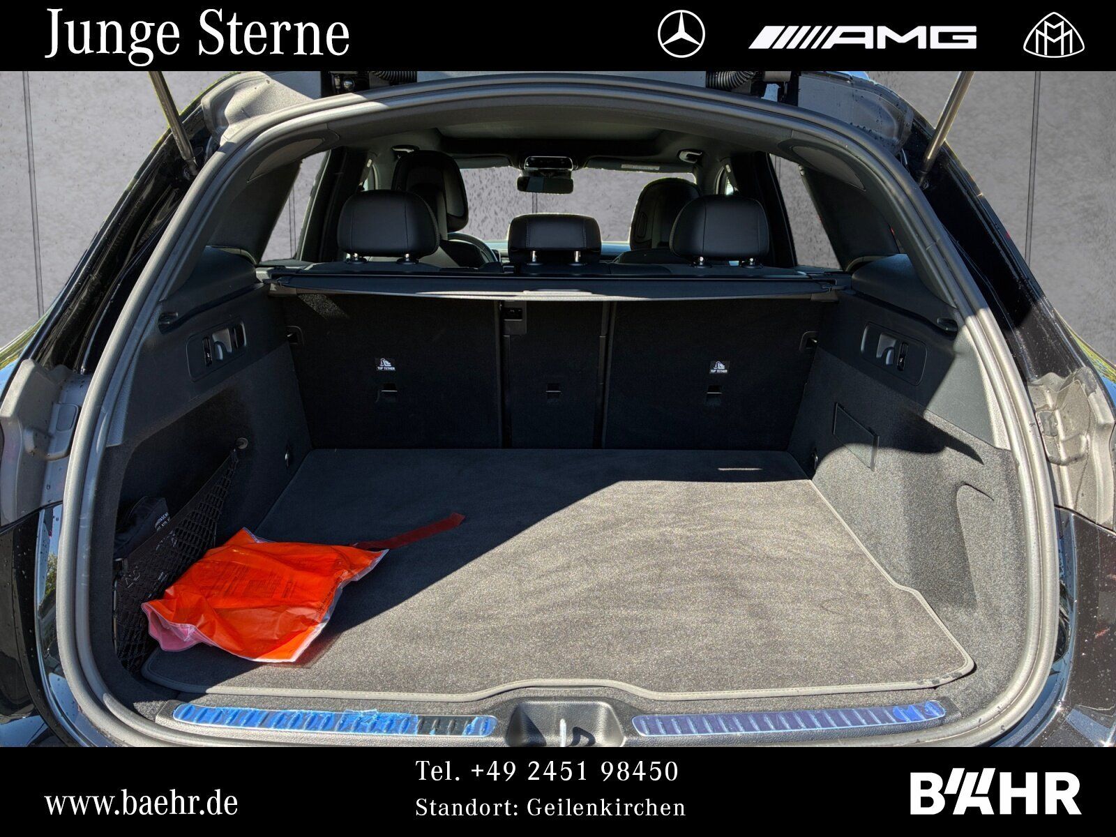 Mercedes-Benz GLC 300 d 4M AMG/Pano/AHK/RFK/Totwinkel/LMR-19"