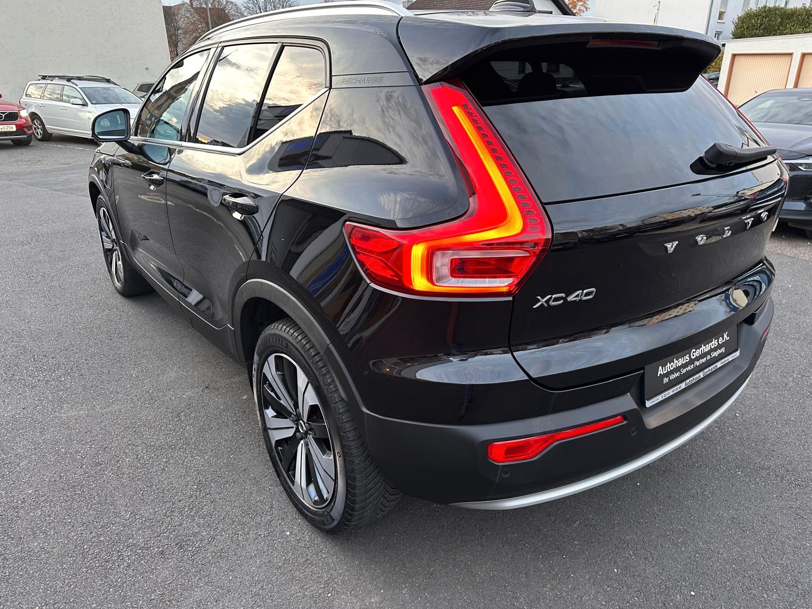 Volvo XC40 T4 Plug in MJ23, AHK,BLIS,ACC,Kamera,19''