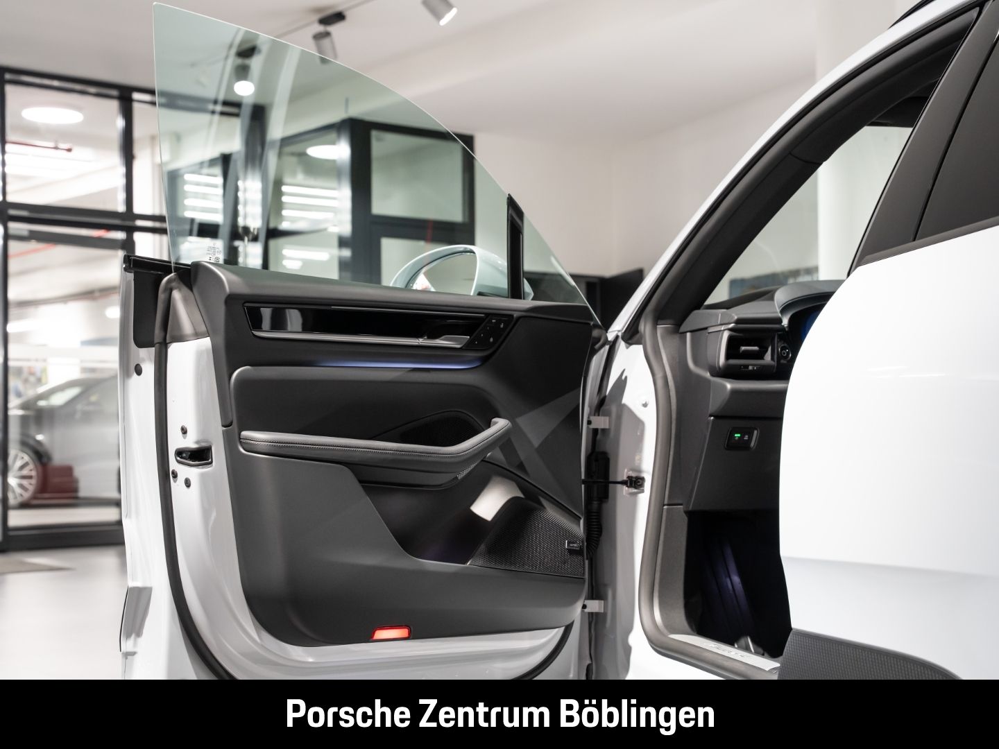 Porsche Macan 4 InnoDrive HeadUp LEDmatrix Panorama BOSE