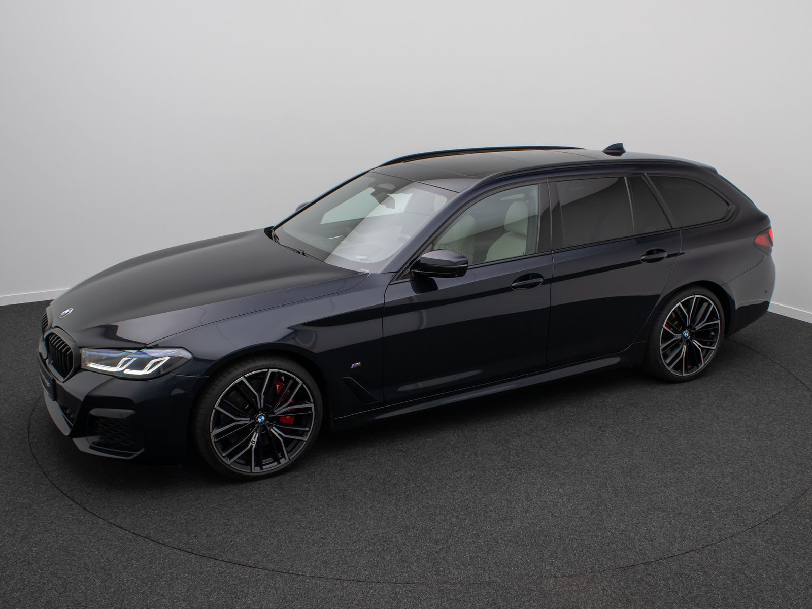 BMW 540d xD M Sport 360° HUD DAB H/K Panorama 20Zoll