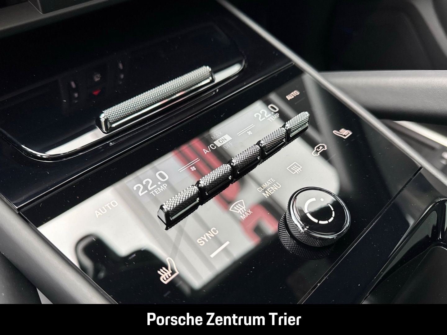 Porsche Cayenne E-Hybrid Coupe Panoramadach InnoDrive