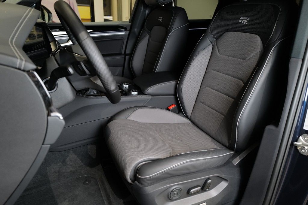 Volkswagen Touareg 3.0TDI R-Line Allradlenk StdHz Keyless