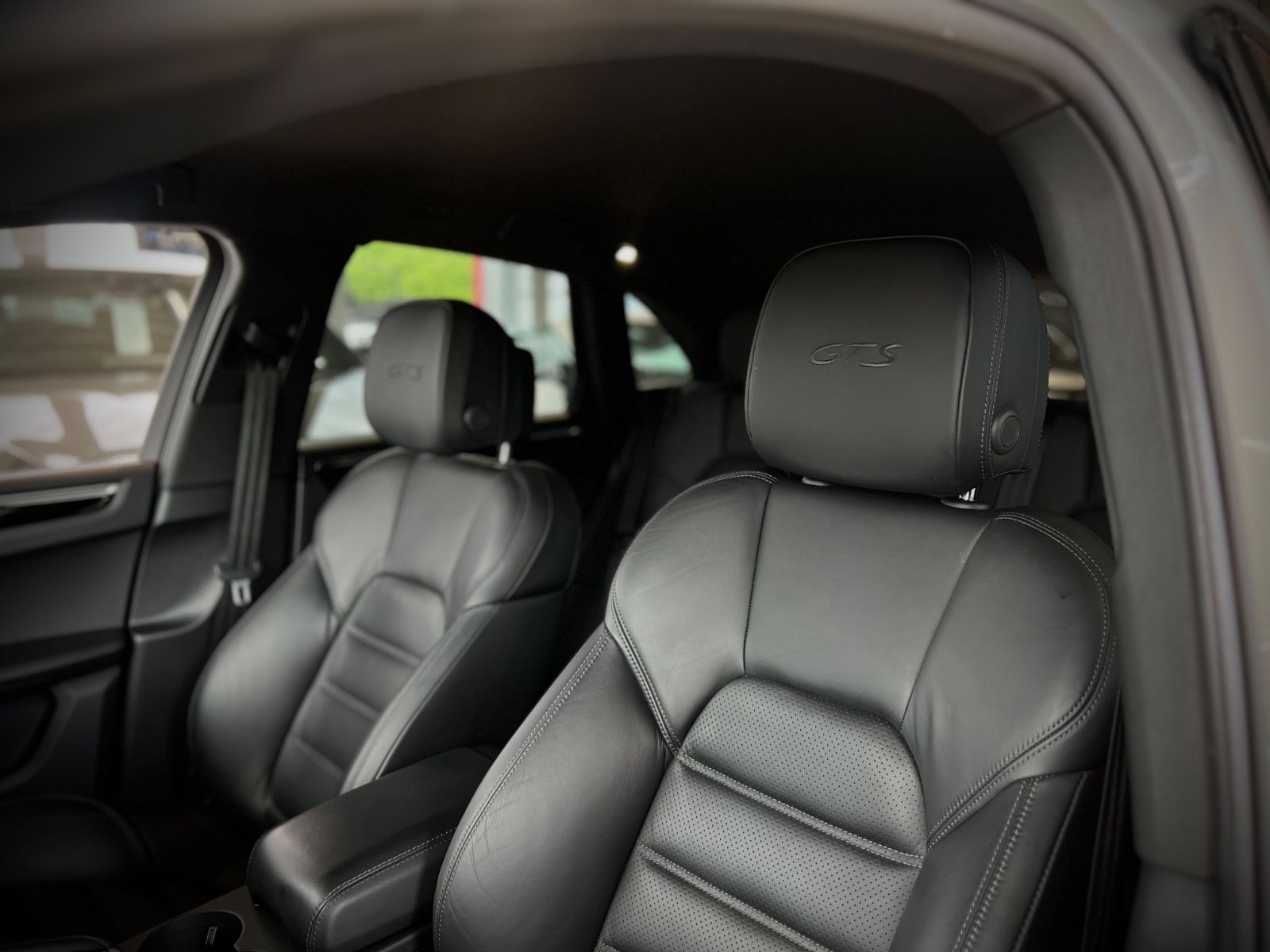 Porsche Macan GTS - Samsaru's Car Outlet