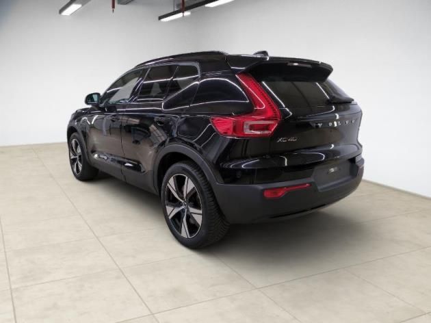 Volvo XC40 Plus Recharge Pure Electric 2WD