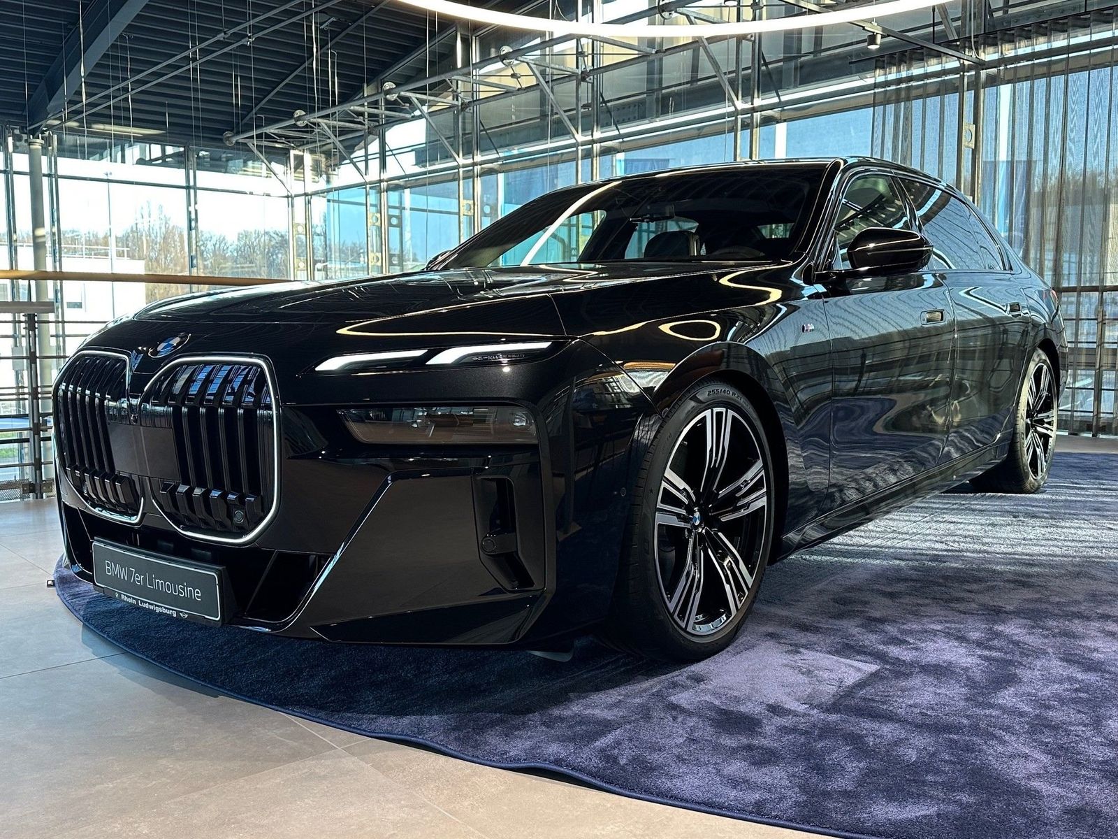 BMW 740d xDrive Lim M Sportpaket M-Pro Standh Inno