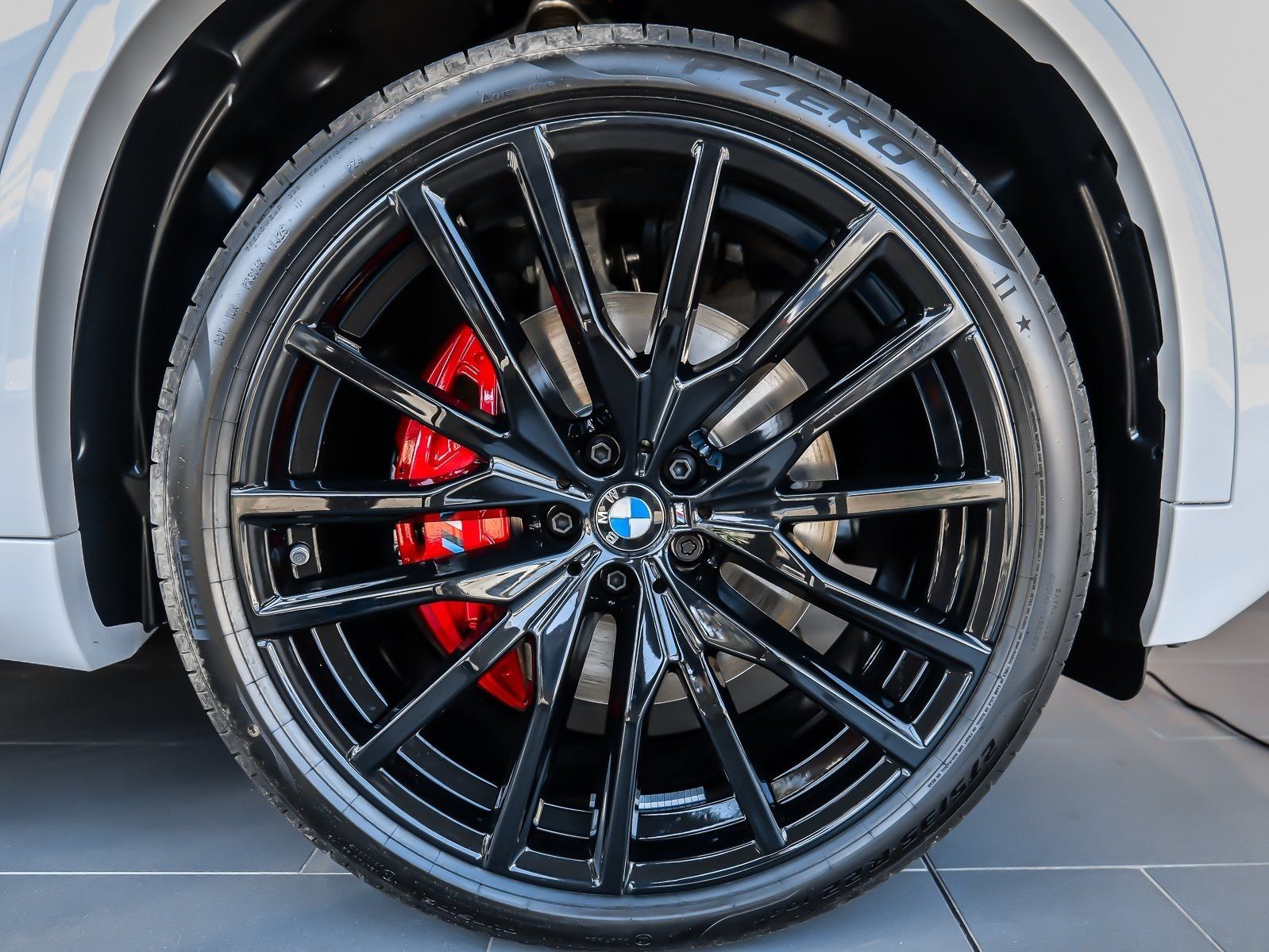 BMW X5 xDrive40d MSportPro PANO HUD AHK DAPro Massag