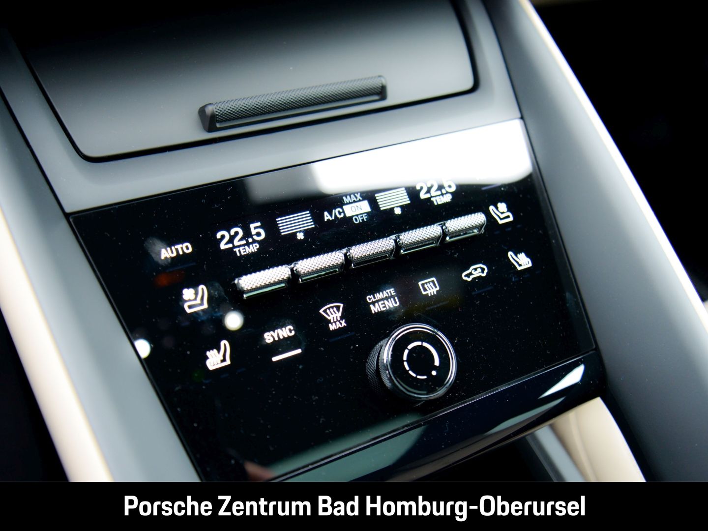 Porsche Macan 4 Burmester Panorama InnoDrive LED-Matrix
