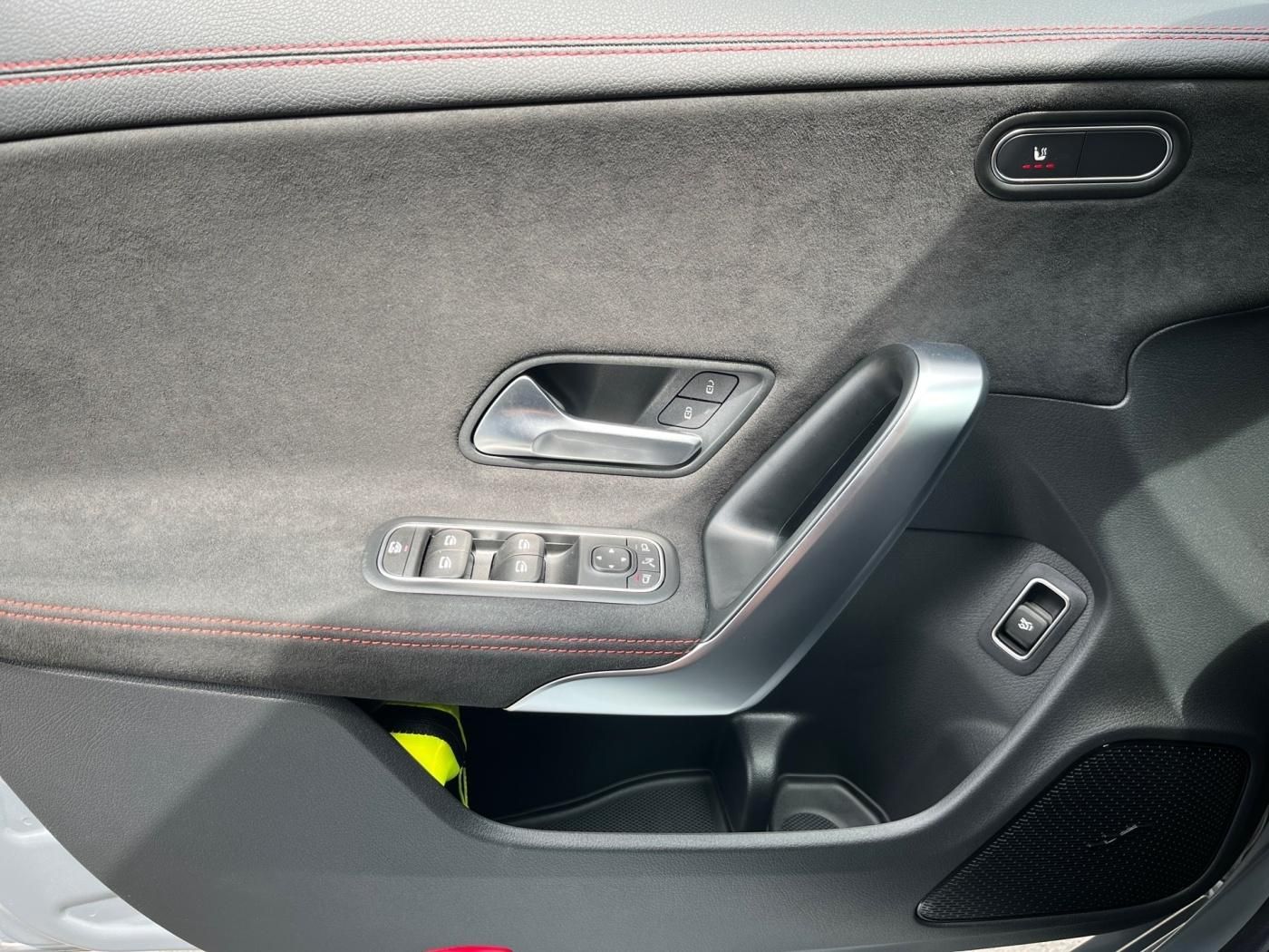 Mercedes-Benz CLA 250 4MATIC Coupé AMG - Samsaru's Car Outlet