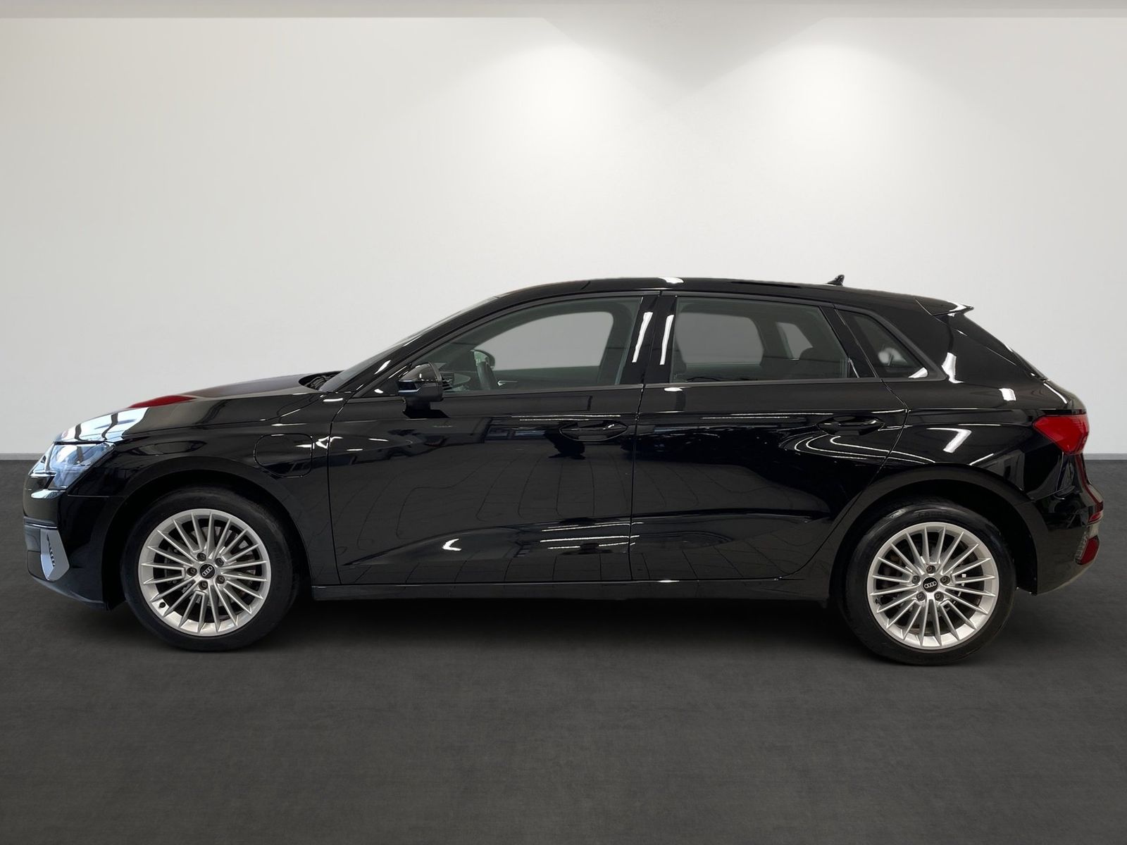 Audi A3 Sportback 40 TFSI e advanced *AHK*NAVI*LED*