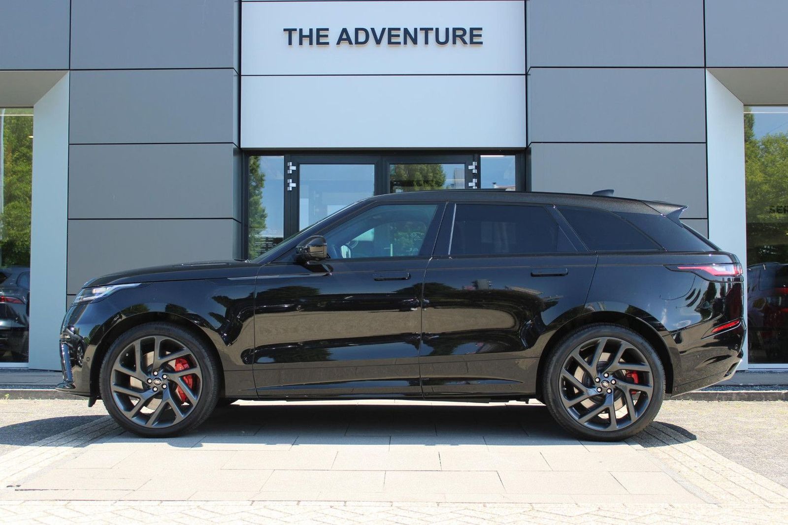 Range Rover Velar 5.0 V8 SVAutobiography Dynamic - Samsaru's Car Outlet