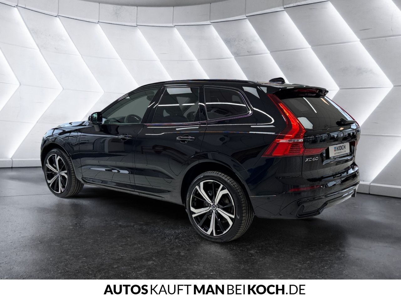 Volvo XC60 T8 Plug-In AWD Ultimate - Samsaru's Car Outlet