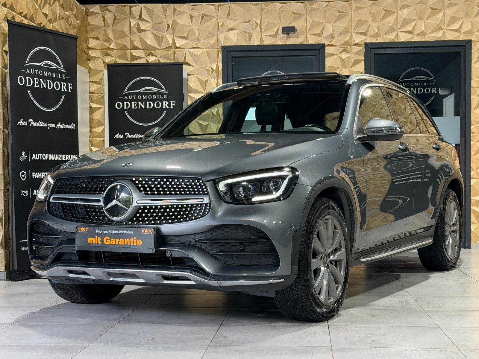 Mercedes-Benz GLC 400d 4Matic *AMG*Panorama*MBUX*Memory