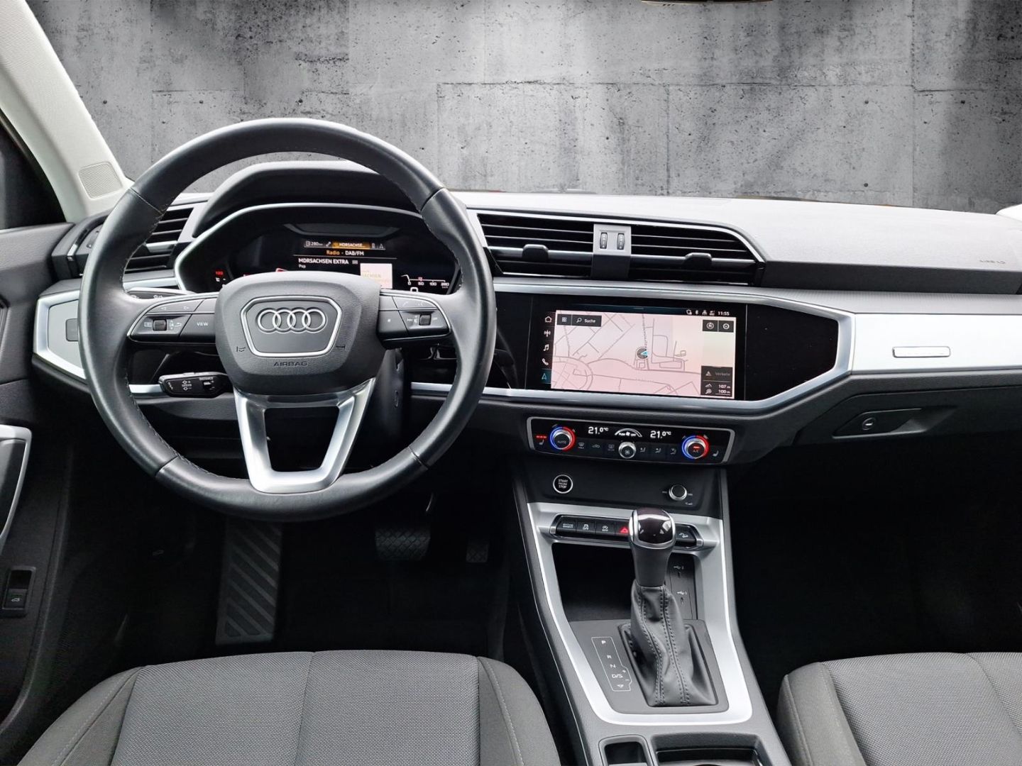 Audi Q3 40 2.0 TDI quattro - Samsaru's Car Outlet