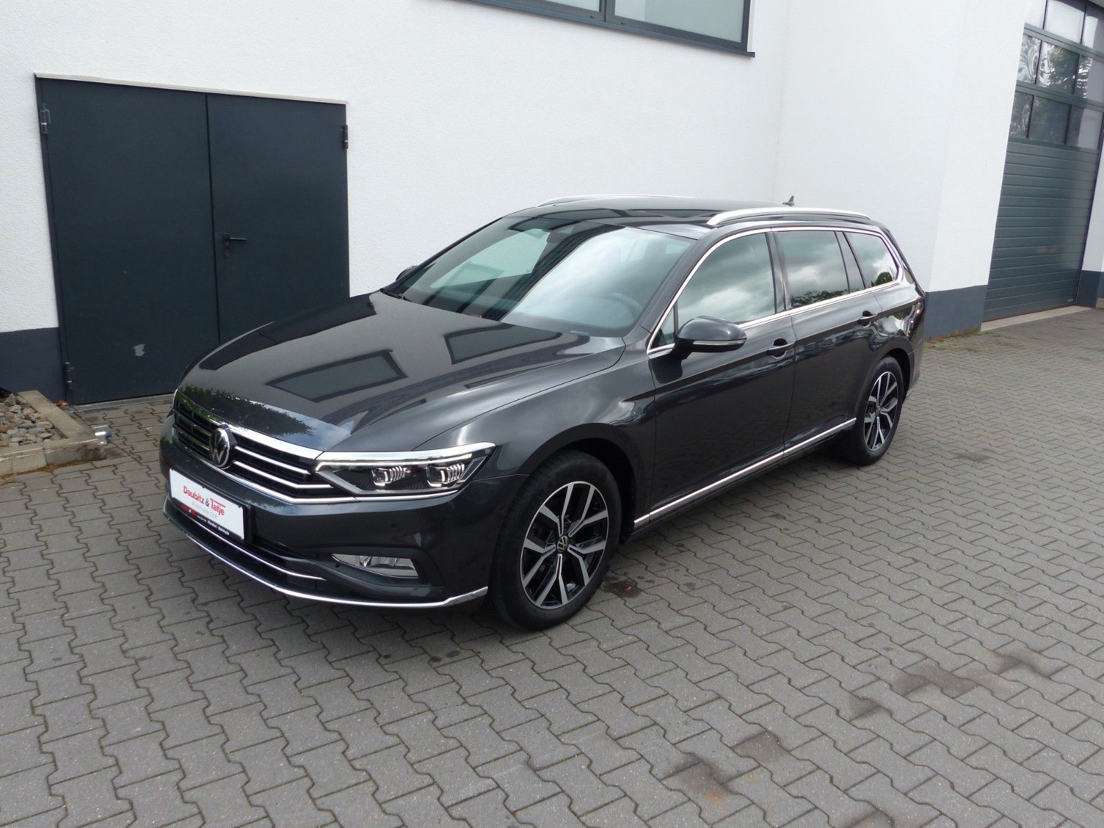 Volkswagen Passat Variant Elegance 2.0 TDI,Pano,AHK,Matrix