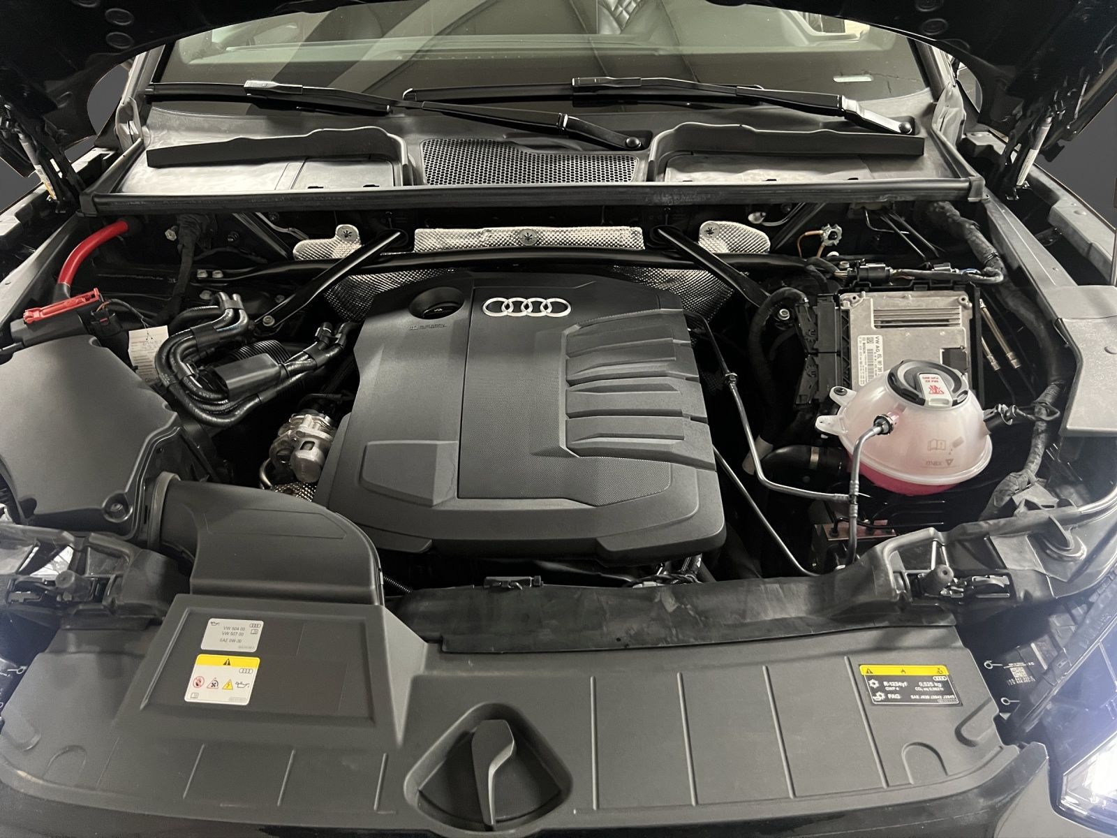 Audi Q5 40 TDI qu. S line AHK Pano Matrix LM 20" ACC