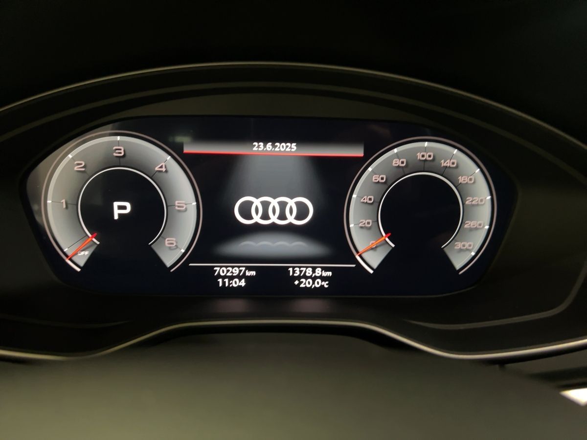 Audi Q5 40 2.0 TDI quattro S tronic - Samsaru's Car Outlet