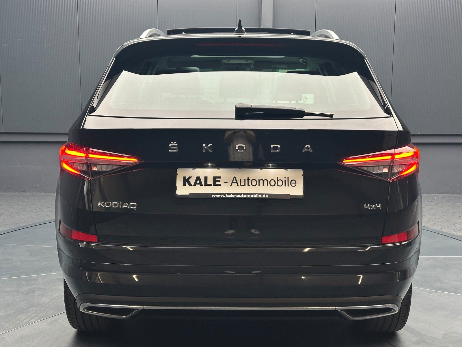 Skoda Kodiaq L&K 4x4 *20Zoll*PANORAMA*360*Standhzg*DCC