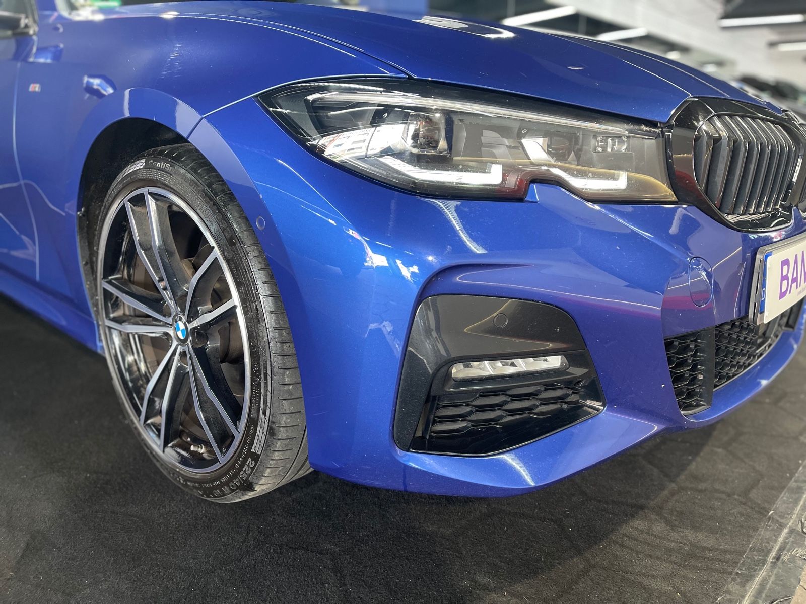 BMW 320d Touring xDrive M Sport - Samsaru's Car Outlet