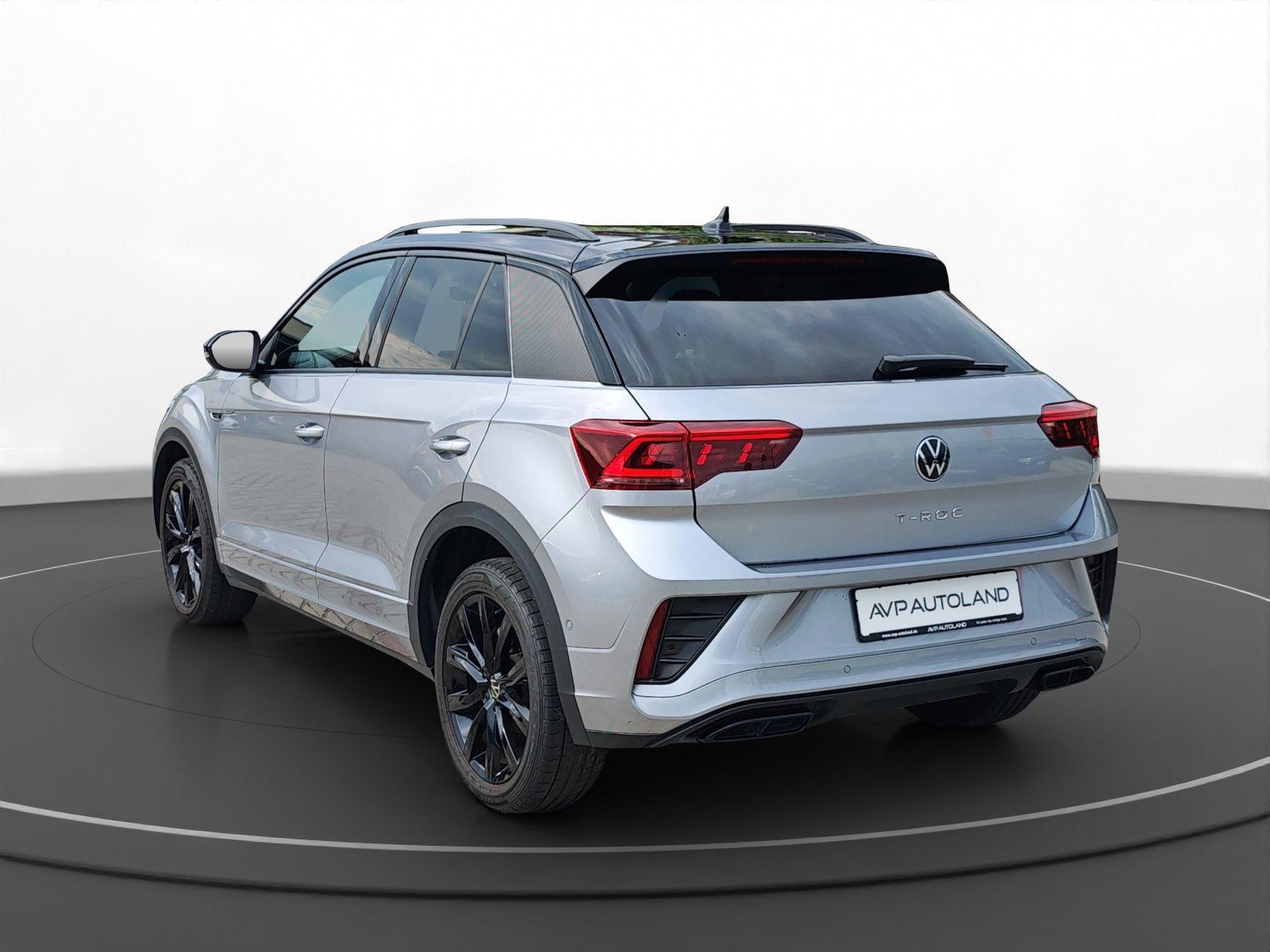 Volkswagen T-Roc 1.5 TSI DSG R-Line Black - Samsaru's Car Outlet