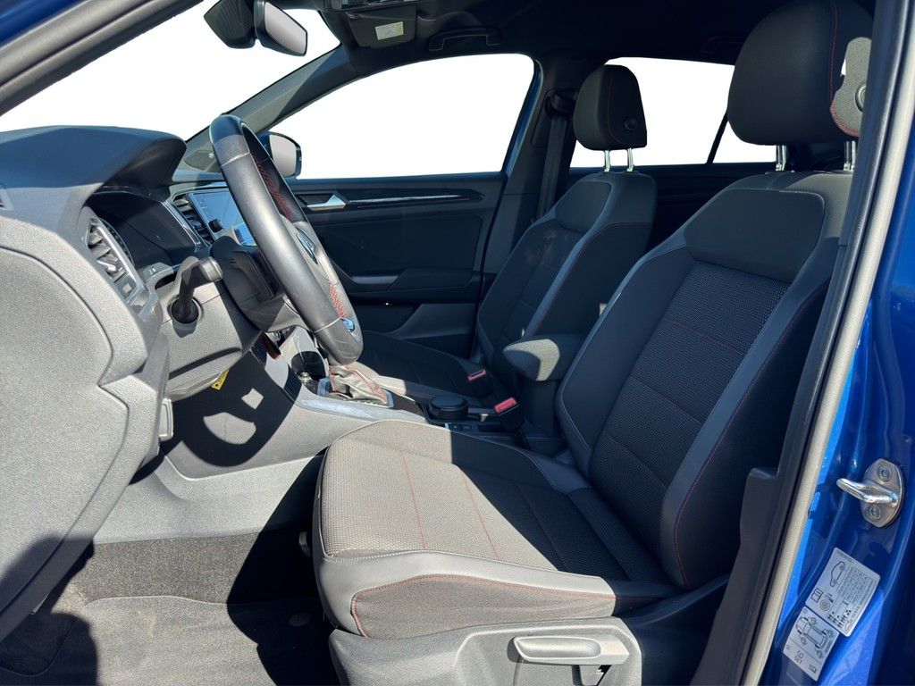 Volkswagen T-Roc 1.5 TSI DSG Sport - Samsaru's Car Outlet