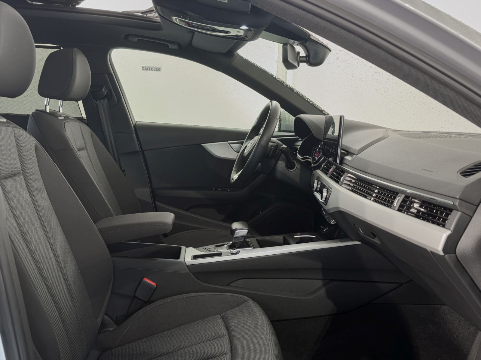 Audi A4 Avant 40 TFSI S tronic - Samsaru's Car Outlet