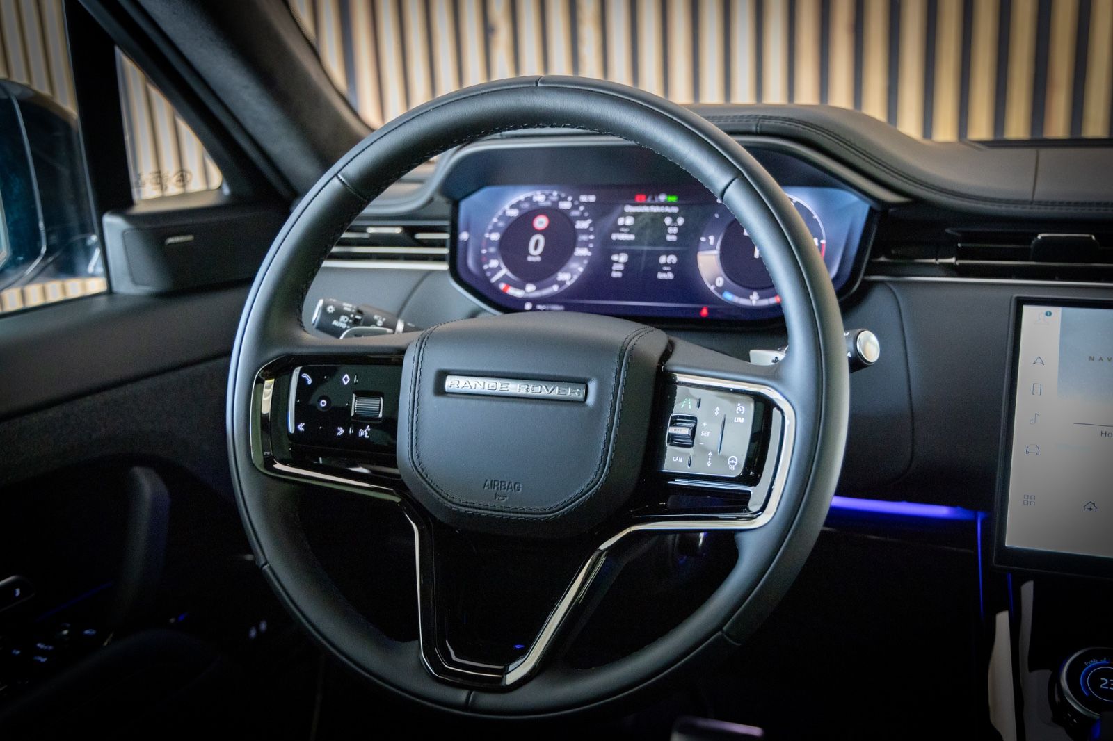 Range Rover Sport D350 First Edition - Samsaru's Car Outlet