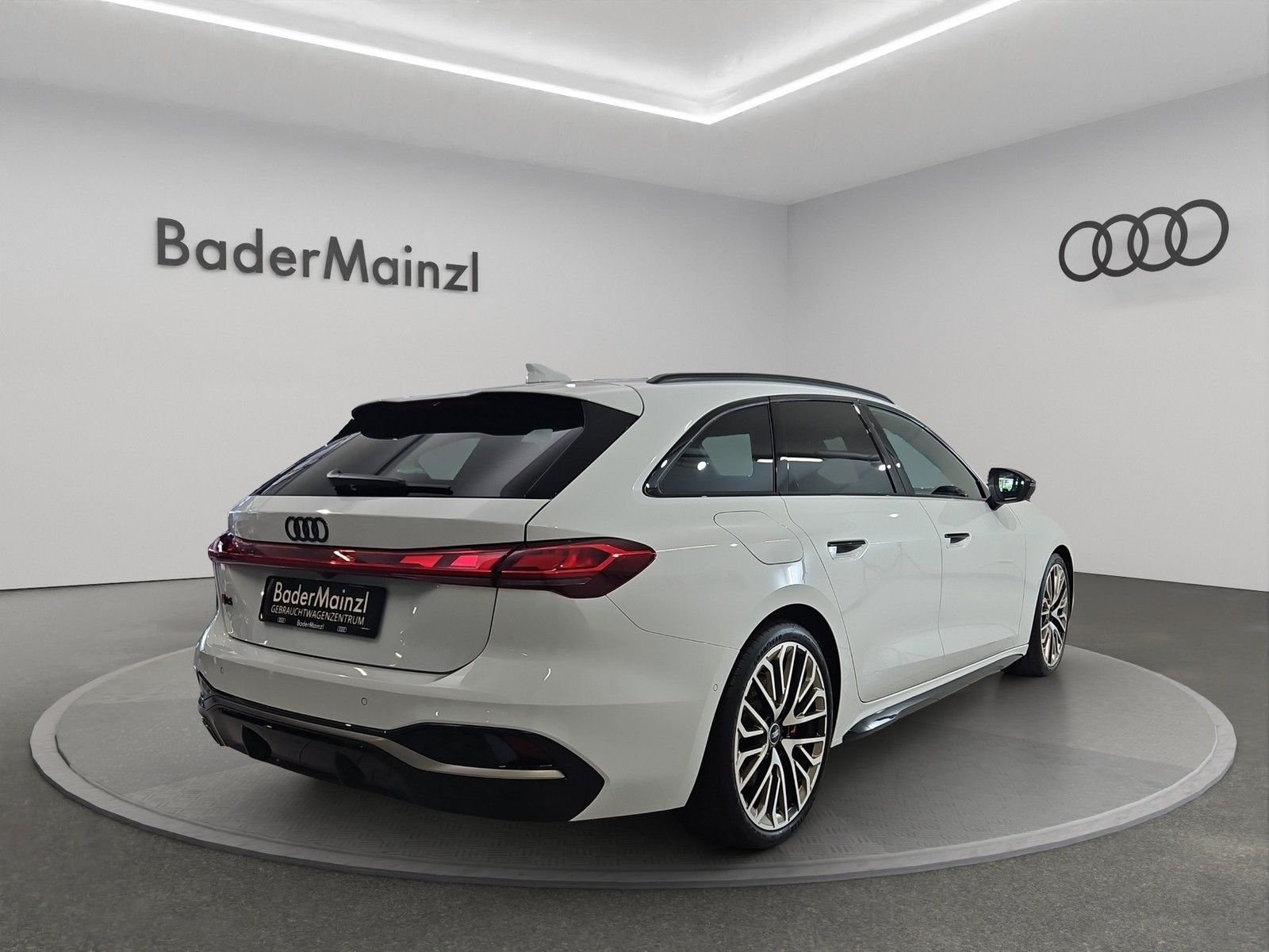 Audi A5 Avant 2.0TDI quattro S Line Navi 2MMI