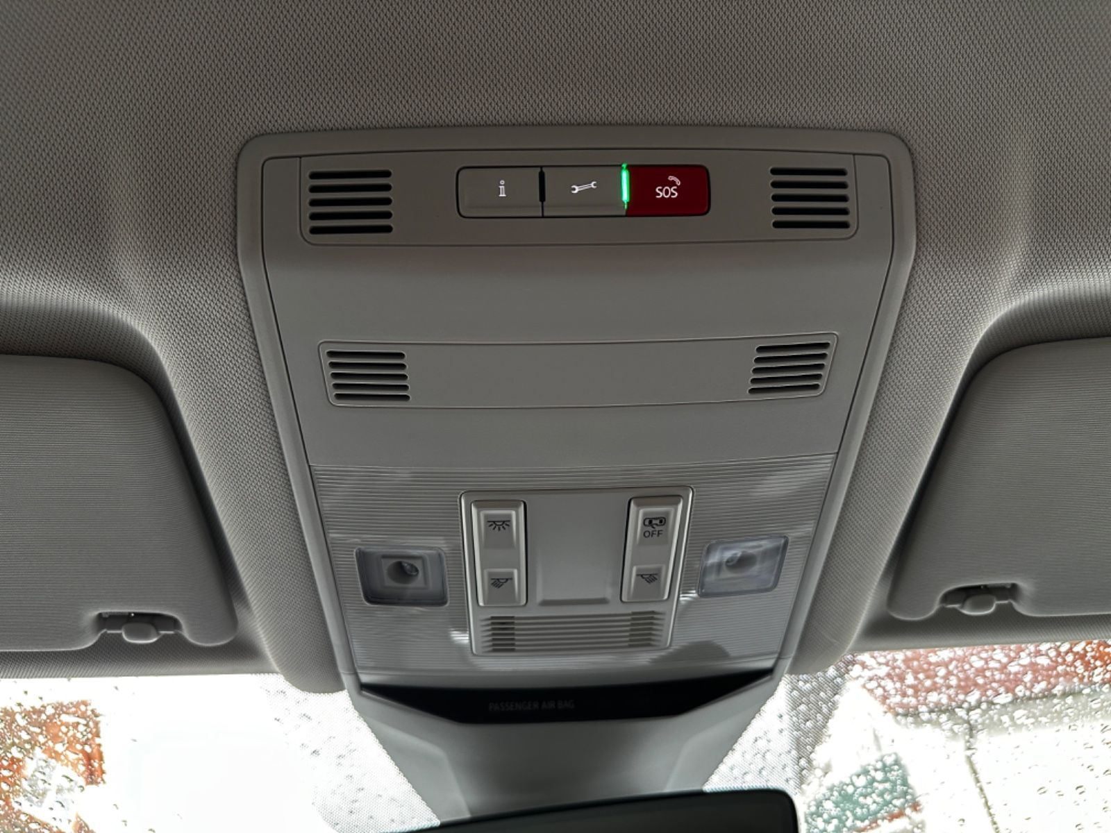 Volkswagen T-Roc 2.0 - Samsaru's Car Outlet
