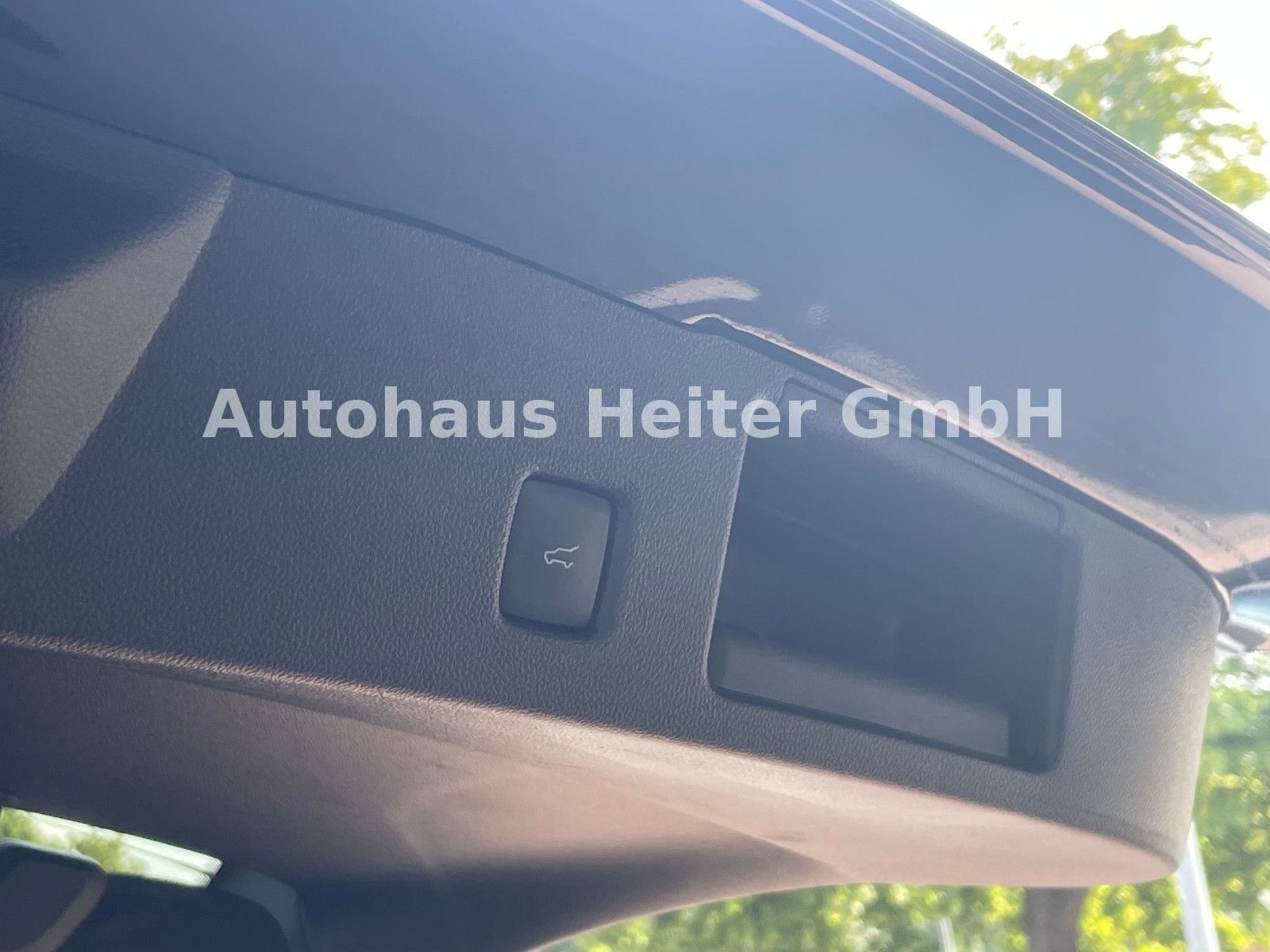 Ford Kuga PHEV ST-Line X - Samsaru's Car Outlet
