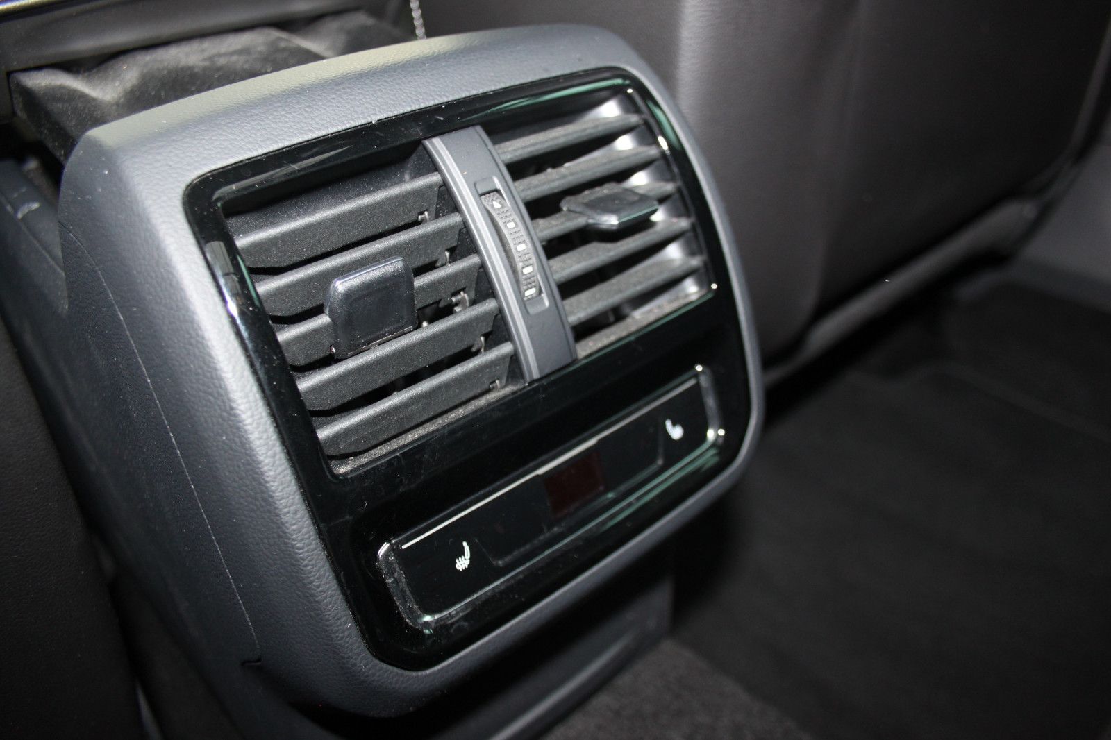 Volkswagen Passat Variant Alltrack/DSG/LEDER/PANO/AHK/IQLED