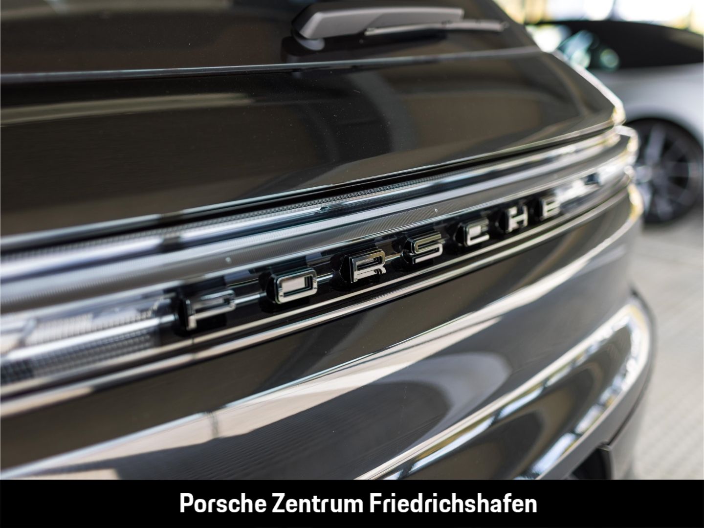 Porsche Cayenne GTS HA-Lenkung InnoDrive Head-Up BOSE