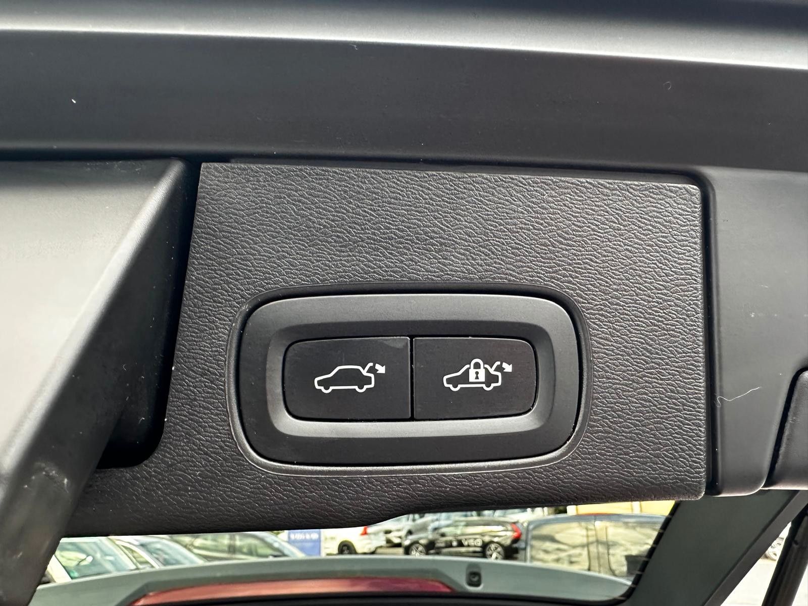 Volvo XC60 T6 AWD L RANG Plugin Plus GooglePANO360°STH