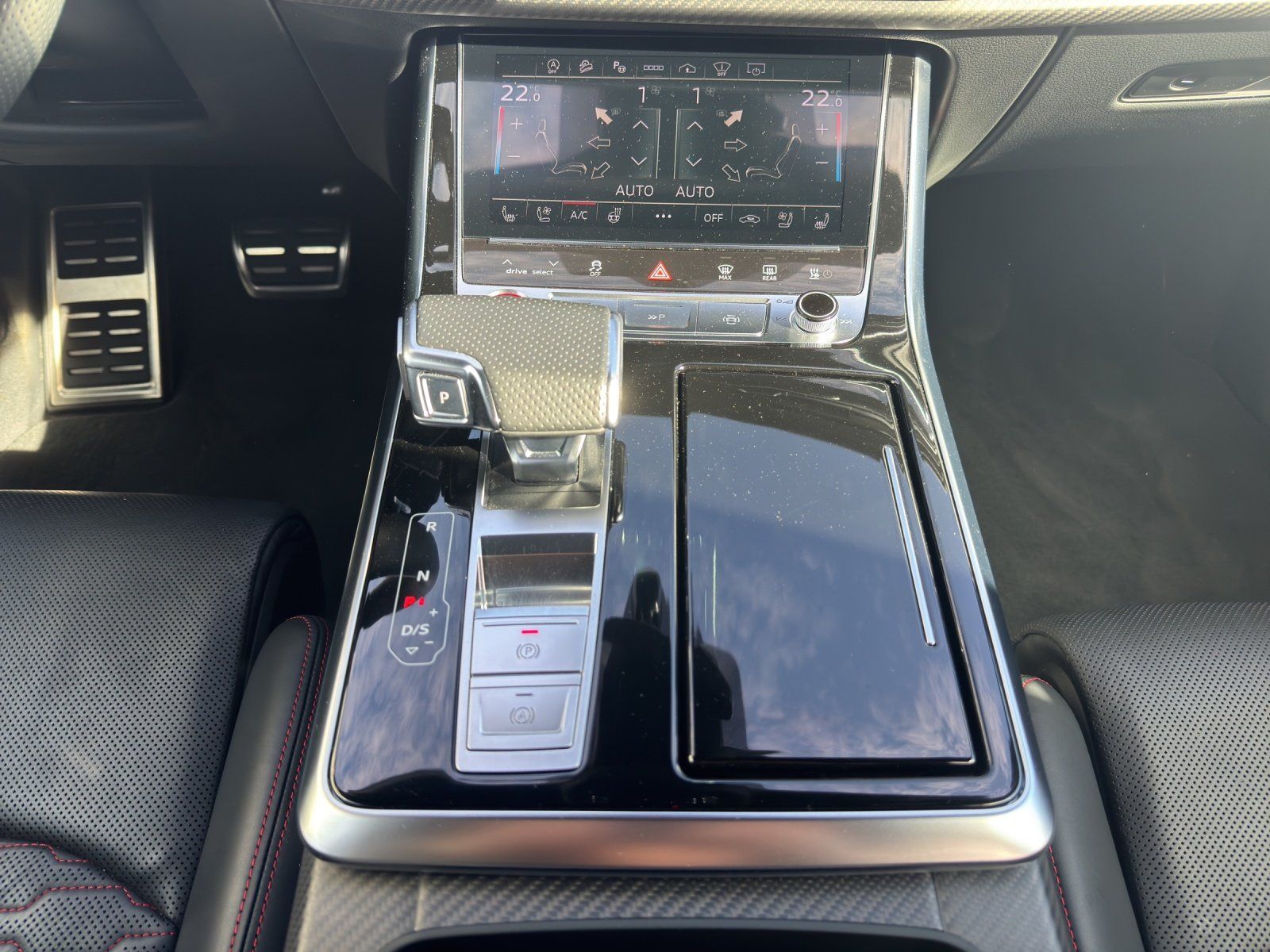 Audi RSQ8 4.0 TFSI quattro tipt. Standheizung | AHK