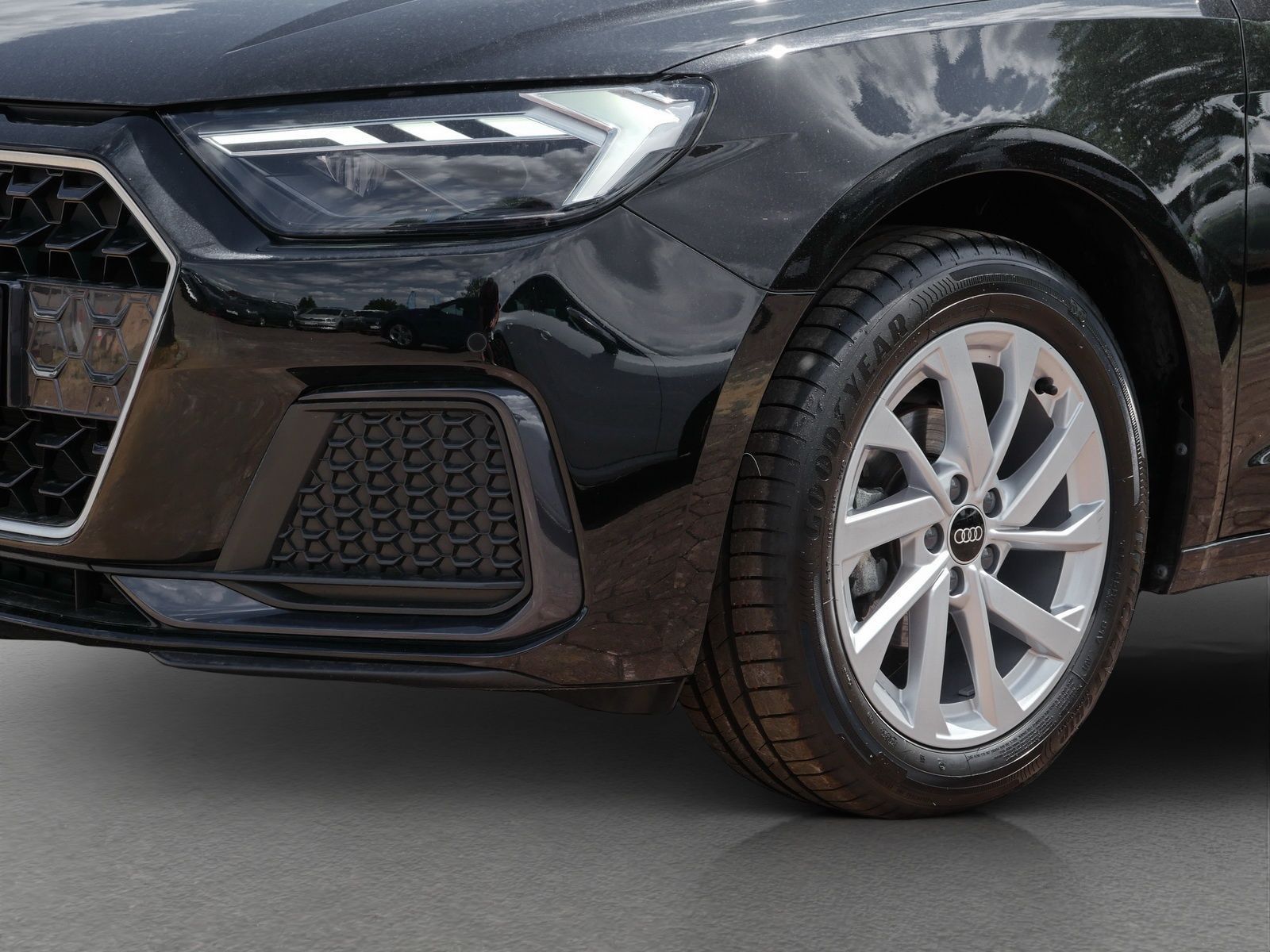 Audi A1 Sportback advanced 25 TFSI - Samsaru's Car Outlet